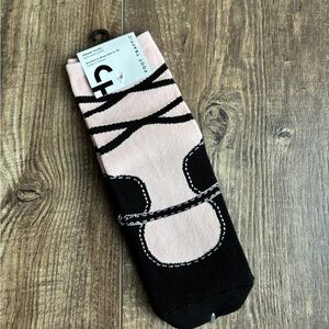 Foot Traffic Ballerina Slipper Socks Non-Slid Soles Pink/Black Women's Size 4-10